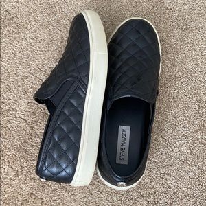 Steve Madden ECENTRCQ BLACK slip on sneakers